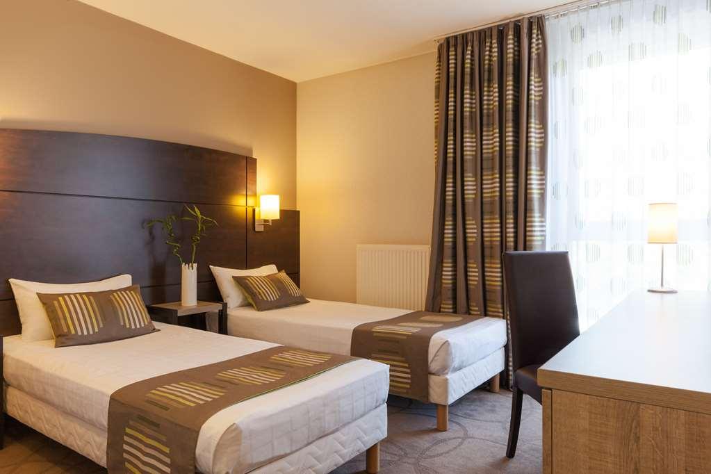 B&B Hotel Montbeliard-โซชูส์ ห้อง รูปภาพ
